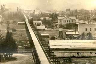 Illustration for article titled This 1897 bicycle highway was supposed to be the future of transit